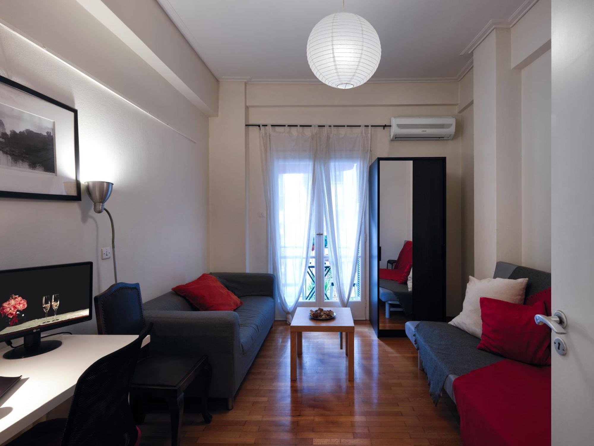 Apartamento Pagrati Flat, 5' To Metro, 12' To Panathenaic Stadium Atenas